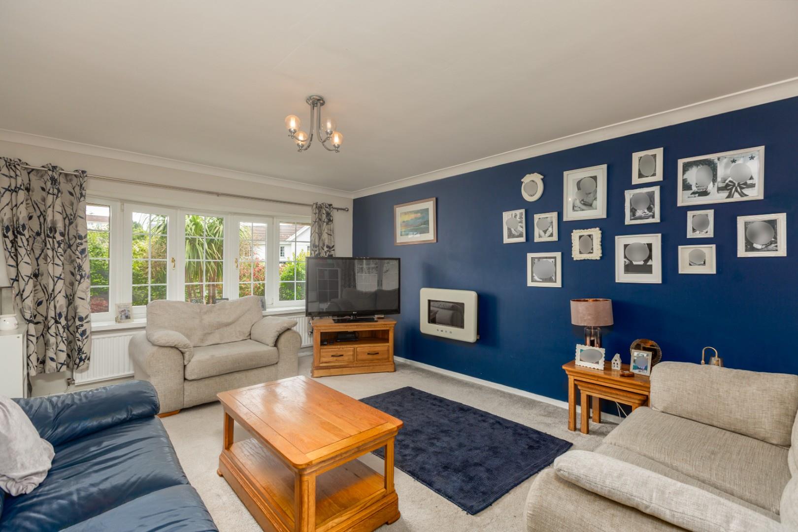 St. Andrews Close, Mayals, Swansea, SA3 5DZ